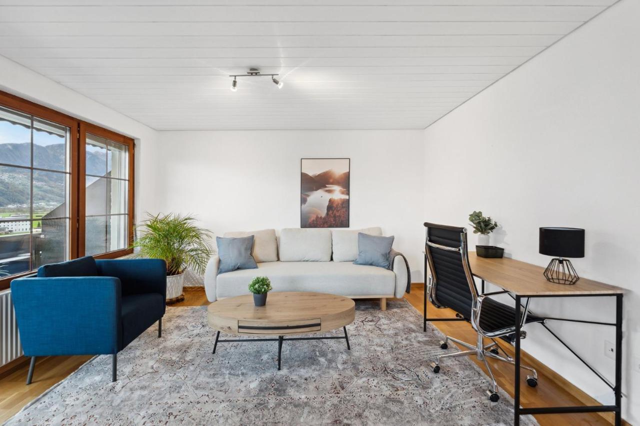 Sonniges Apartment Mit Traumhaftem Bergblick ブフス エクステリア 写真