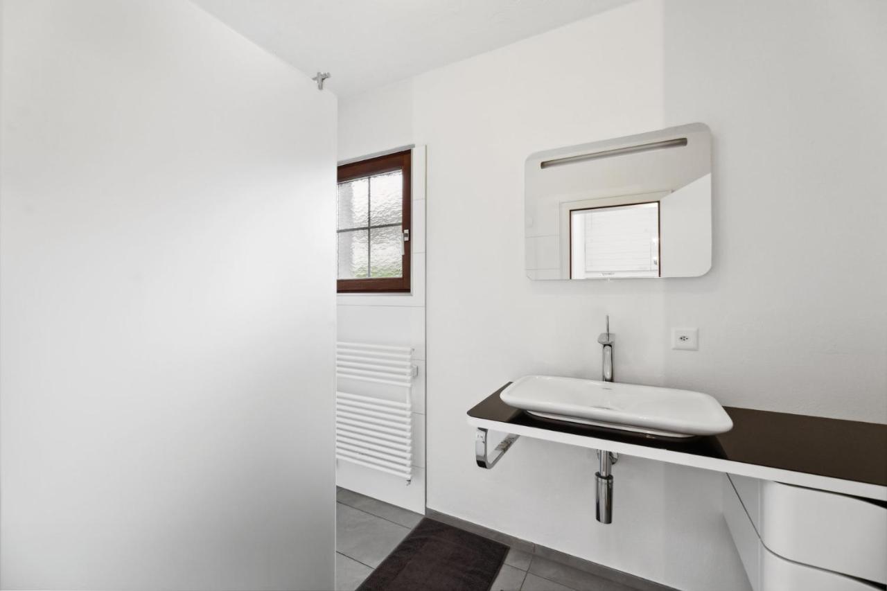 Sonniges Apartment Mit Traumhaftem Bergblick ブフス エクステリア 写真