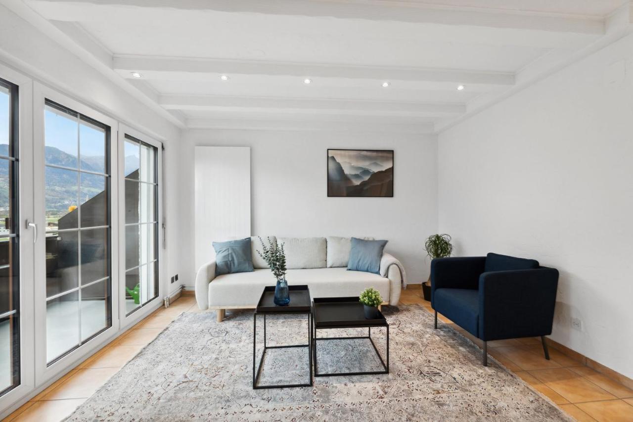 Sonniges Apartment Mit Traumhaftem Bergblick ブフス エクステリア 写真